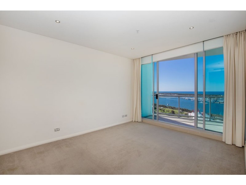 2106/1 Como Crescent, Southport QLD 4215