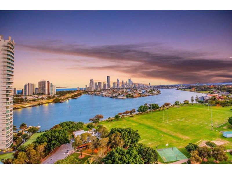 1807/2 Aqua Street, Southport QLD 4215