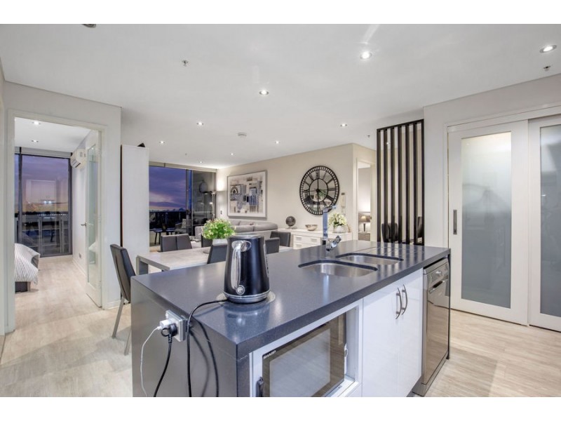 1807/2 Aqua Street, Southport QLD 4215
