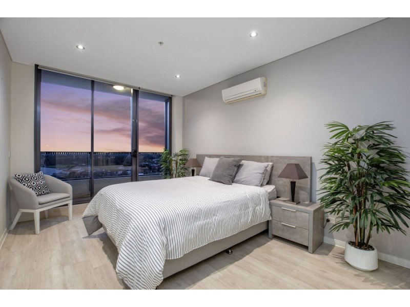 1807/2 Aqua Street, Southport QLD 4215
