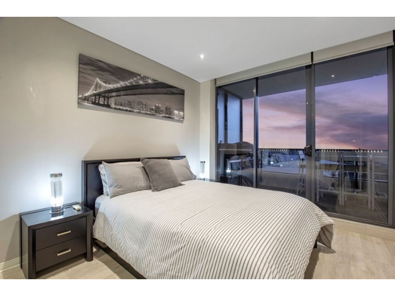 1807/2 Aqua Street, Southport QLD 4215
