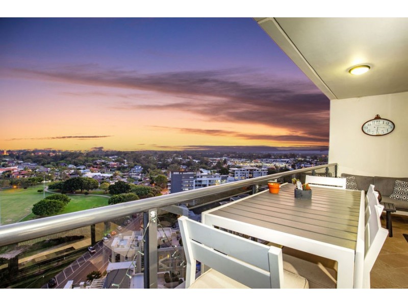 1807/2 Aqua Street, Southport QLD 4215
