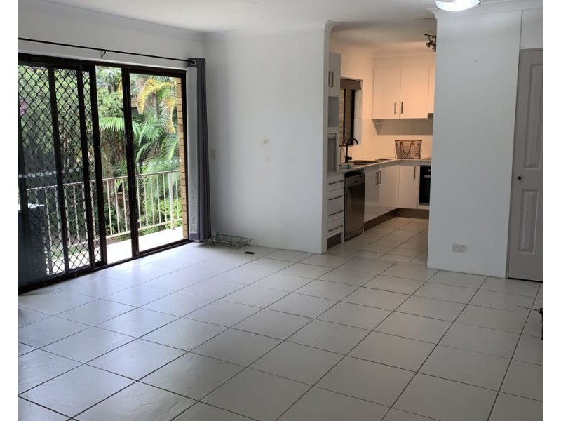 7/3 Lind Avenue, Palm Beach QLD 4221
