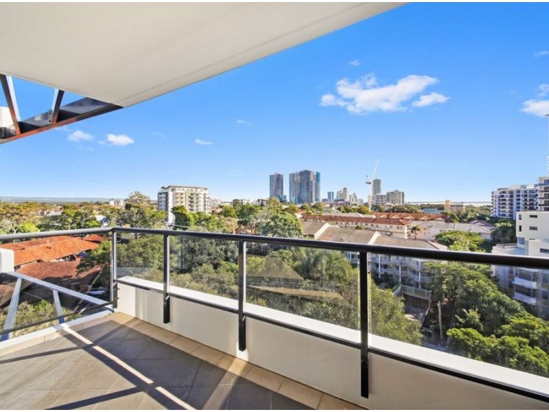 1110/2 Aqua Street, Southport QLD 4215