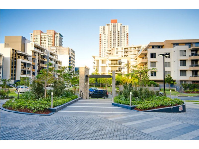 1101/2 Aqua Street, Southport QLD 4215