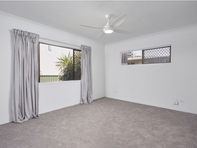 3/77 -79 Golden Four Drive, Bilinga QLD 4225