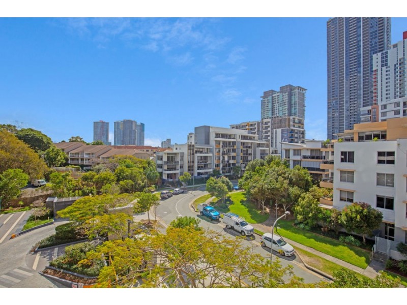 703/2 Aqua Street, Southport QLD 4215