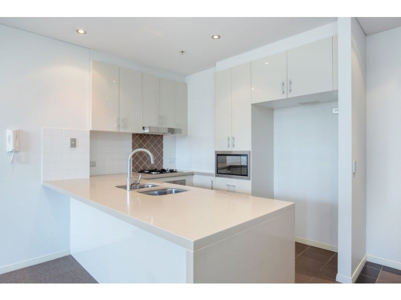 703/2 Aqua Street, Southport QLD 4215