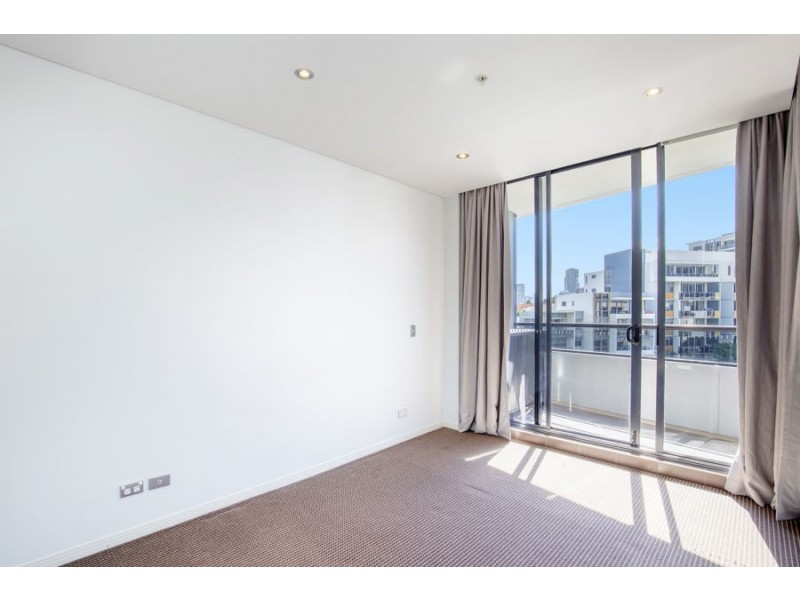 703/2 Aqua Street, Southport QLD 4215