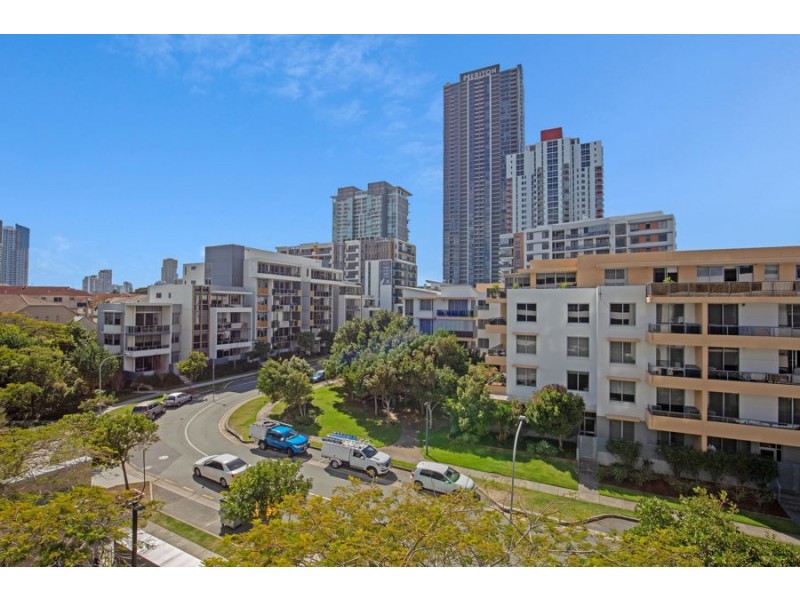 703/2 Aqua Street, Southport QLD 4215