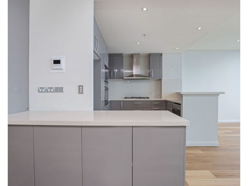 3101/1 Como Crescent, Southport QLD 4215