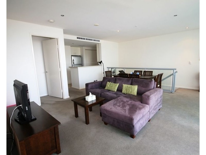 516A/1 Como Crescent, Southport QLD 4215