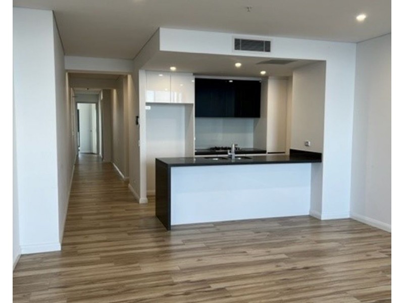 5011/2 Como Crescent, Southport QLD 4215