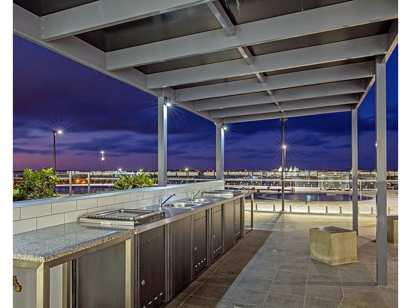 5011/2 Como Crescent, Southport QLD 4215