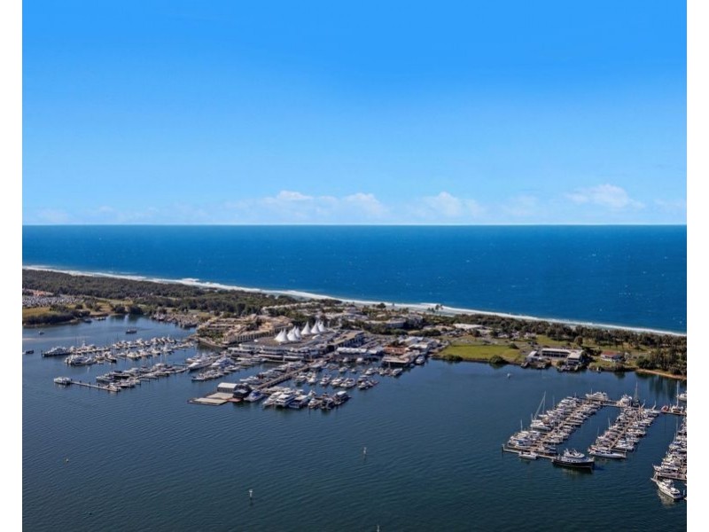 5011/2 Como Crescent, Southport QLD 4215