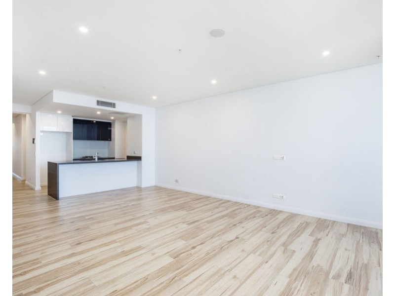 5011/2 Como Crescent, Southport QLD 4215