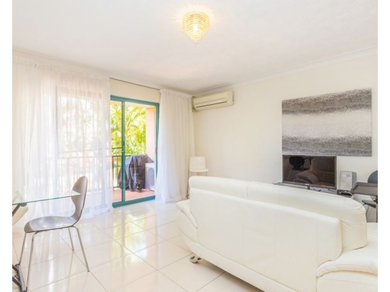 18/88 High Street, Southport QLD 4215