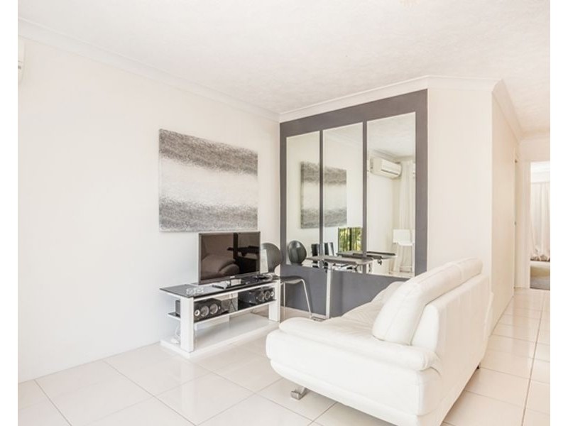 18/88 High Street, Southport QLD 4215