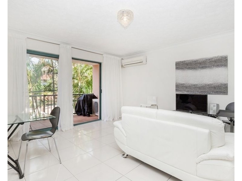 18/88 High Street, Southport QLD 4215