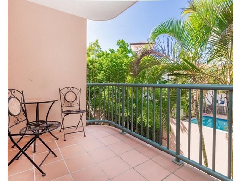 18/88 High Street, Southport QLD 4215