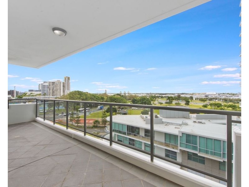 716/3 Como Crescent, Southport QLD 4215