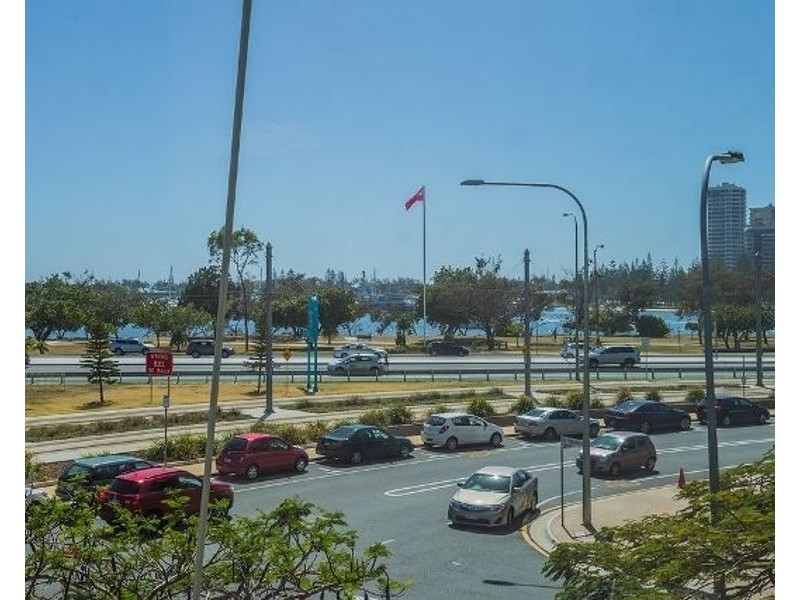 514B/1 Como Crescent, Southport QLD 4215