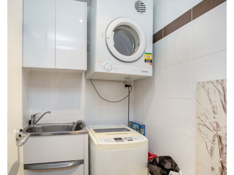 2 Aqua Street, Southport QLD 4215