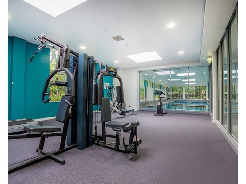 312/3 Como Crescent, Southport QLD 4215