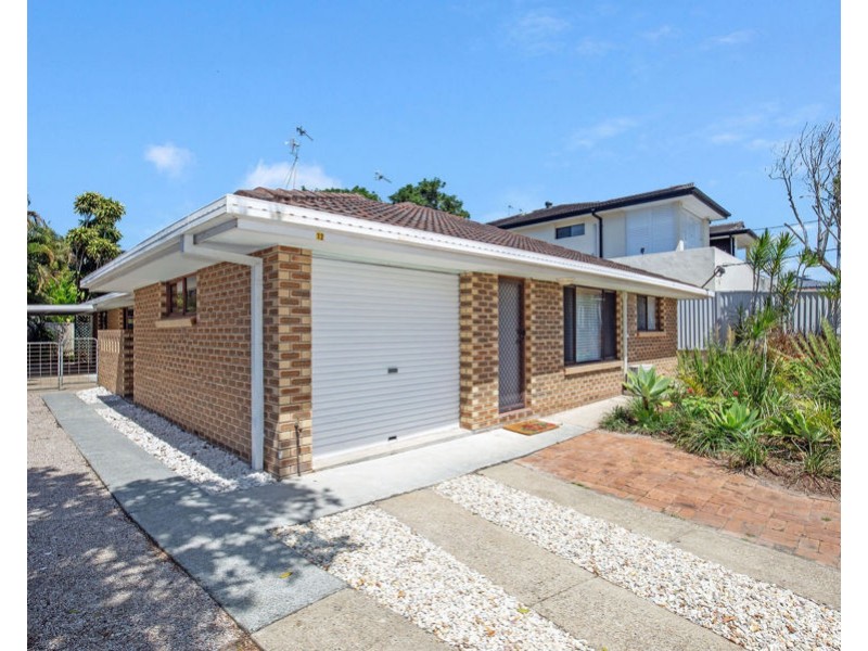 1/12 Holly Avenue, Hollywell QLD 4216