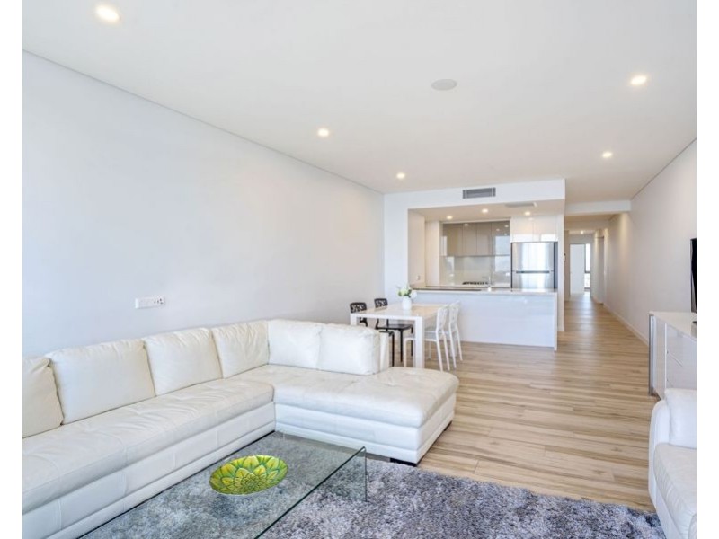 1906/2 Como Crescent, Southport QLD 4215