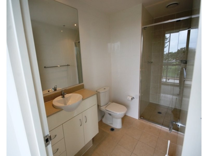 510/1 Como Crescent, Southport QLD 4215