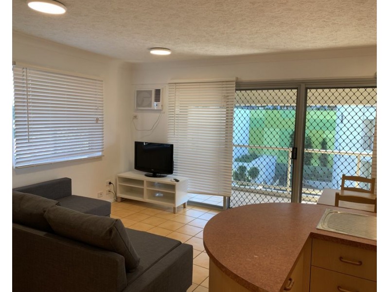 52/106 Marine Parade, Southport QLD 4215