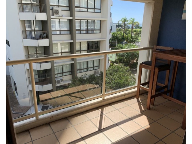 52/106 Marine Parade, Southport QLD 4215