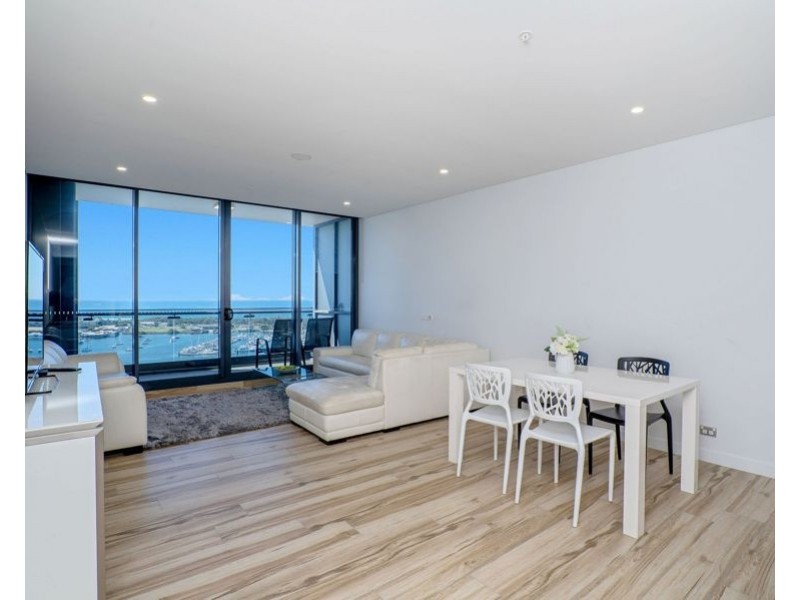 1906/2 Como Crescent, Southport QLD 4215