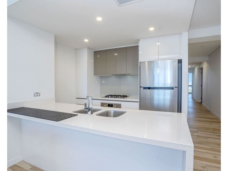 1906/2 Como Crescent, Southport QLD 4215