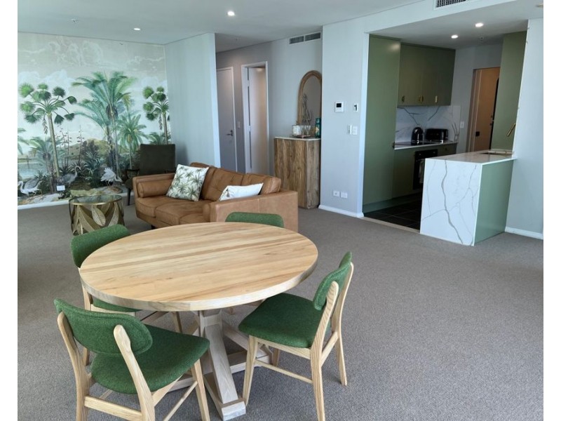 1907/1 Como Crescent, Southport QLD 4215