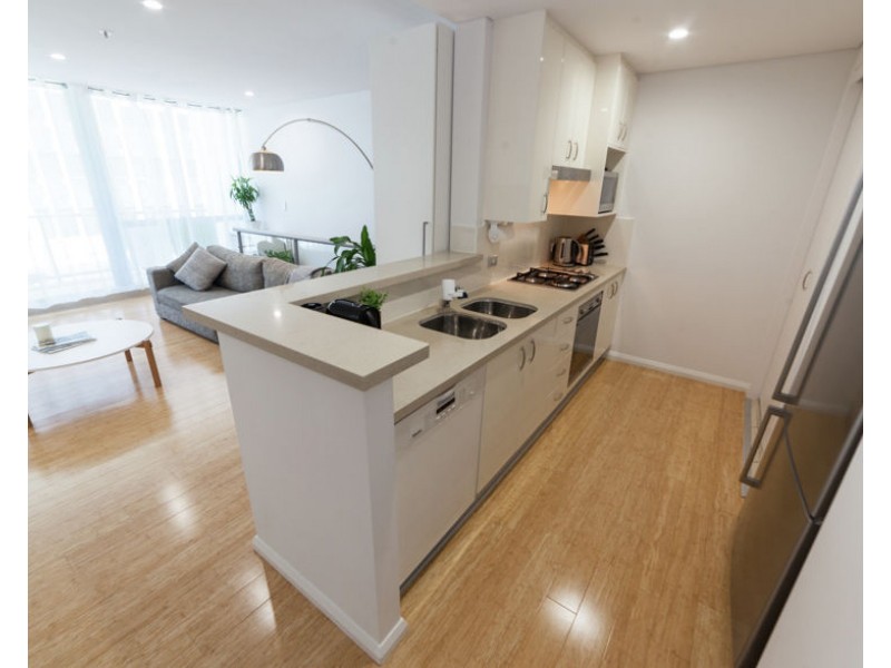 517A/1 Como Crescent, Southport QLD 4215