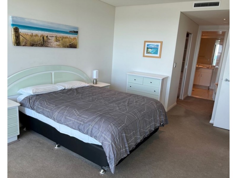 2801/1 Como Crescent, Southport QLD 4215