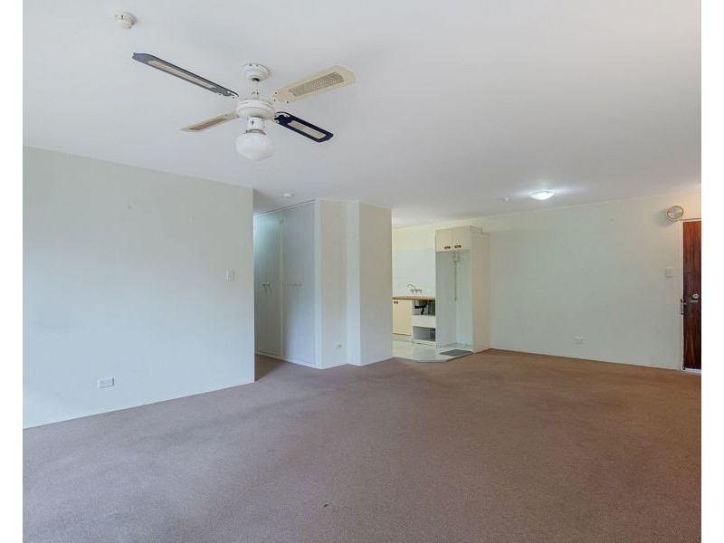 18 Queen Street, Southport QLD 4215