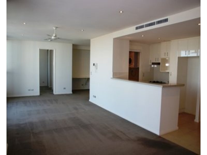 1009/1 Como Crescent, Southport QLD 4215