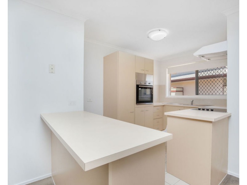 6/128 Benowa Road, Southport QLD 4215