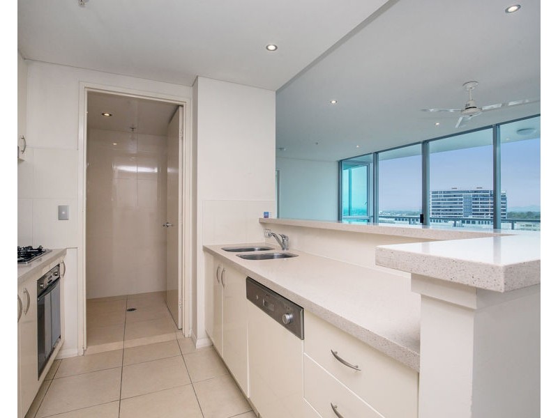 1602/1 Como Crescent, Southport QLD 4215
