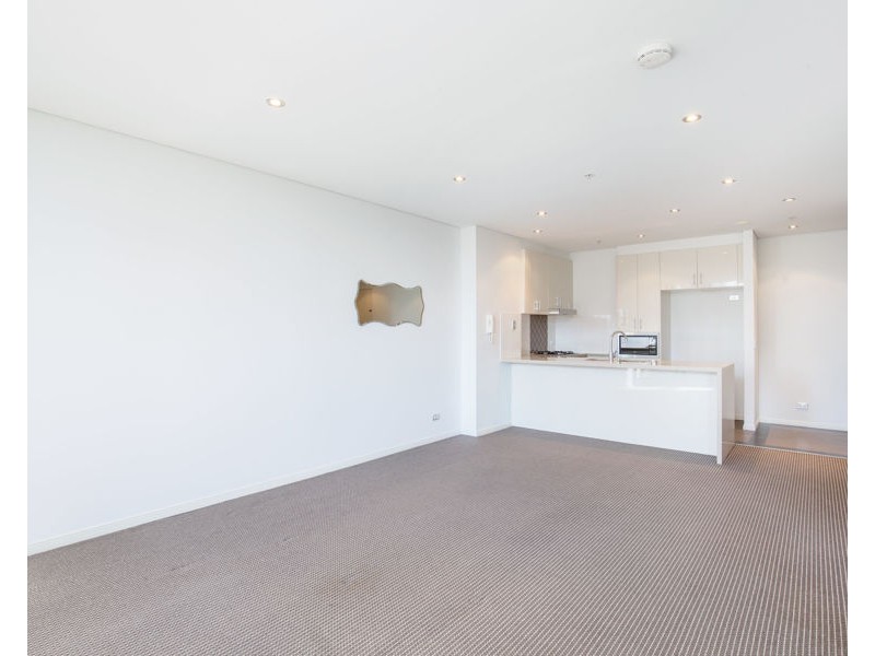 2 Aqua Street, Southport QLD 4215