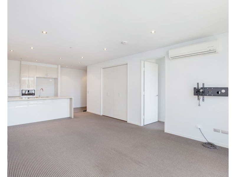 2 Aqua Street, Southport QLD 4215