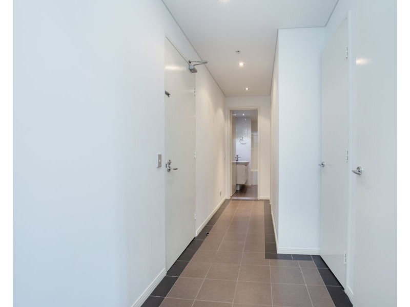 2 Aqua Street, Southport QLD 4215