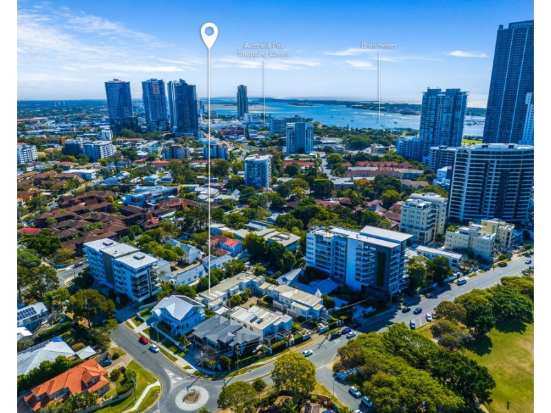 4/24-26 Brighton Parade, Southport QLD 4215