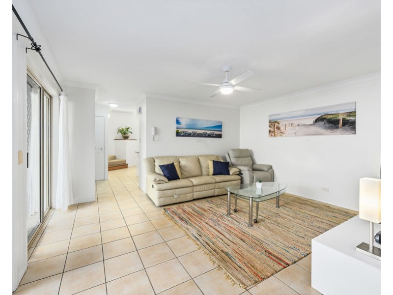 4/24-26 Brighton Parade, Southport QLD 4215