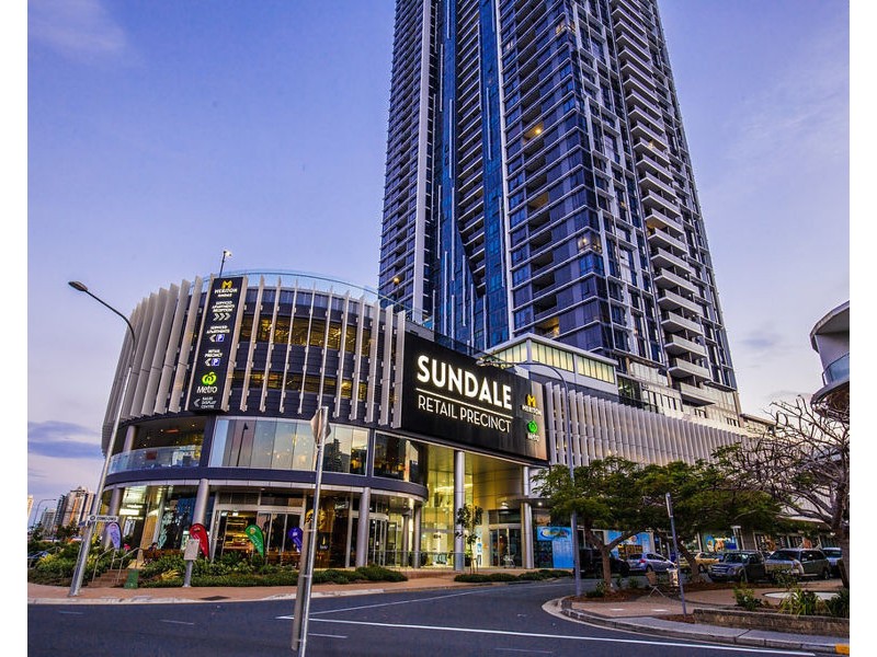 2 Como Crescent, Southport QLD 4215