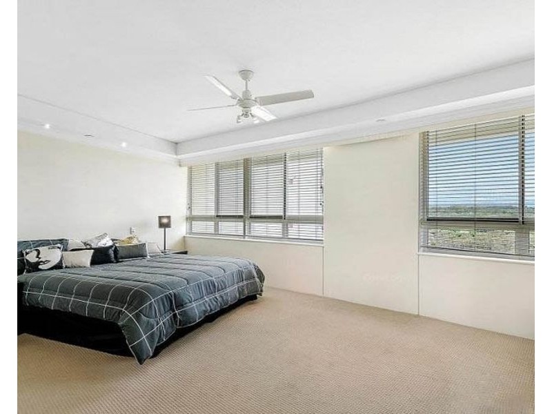 91/75 Brighton Parade, Southport QLD 4215