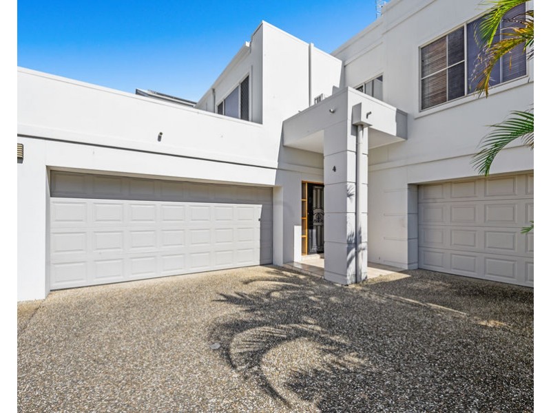 24-26 Brighton Parade, Southport QLD 4215